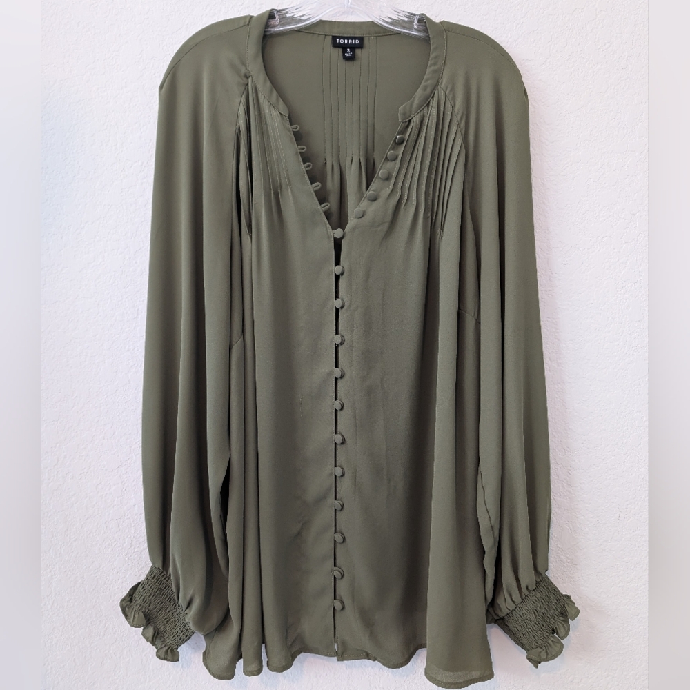 Torrid Olive Green Button-Down Blouse Long Sleeve Size 3X